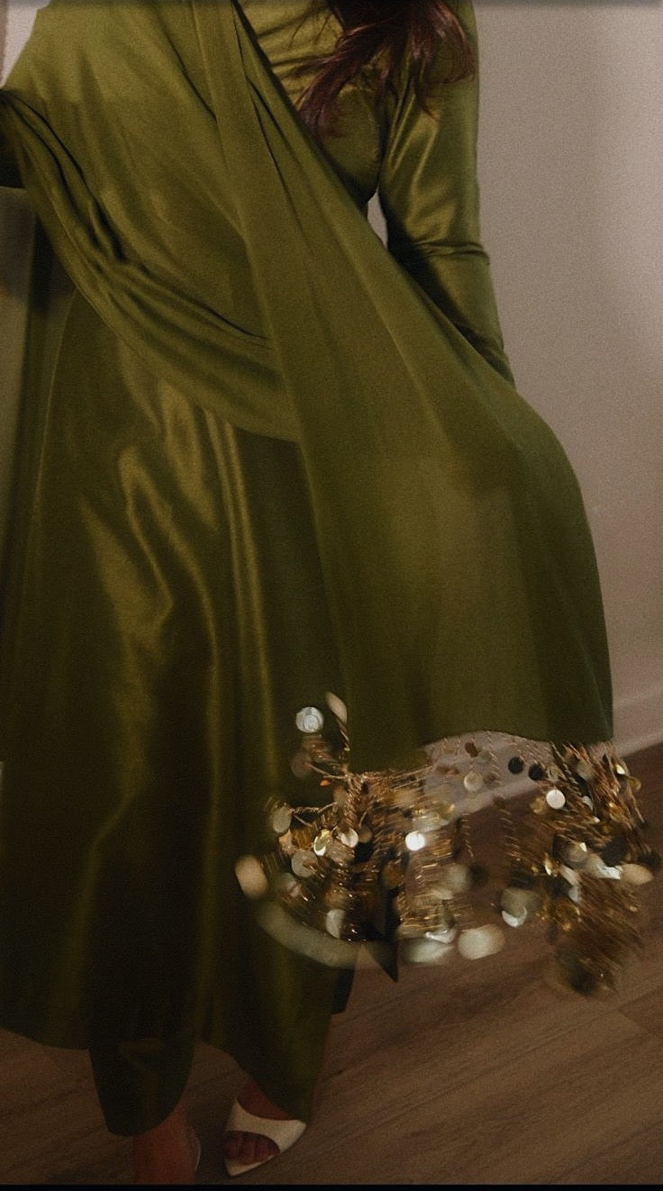the Golden Ivy set