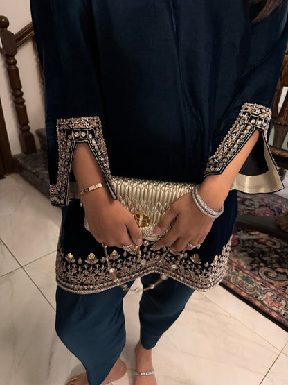 Zuri Teal Velvet Kurta & Shalwar